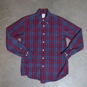 Brooks Brothers. Men's Small. Slim Fit. Casual Button-Down. Red - Grey Plaid.